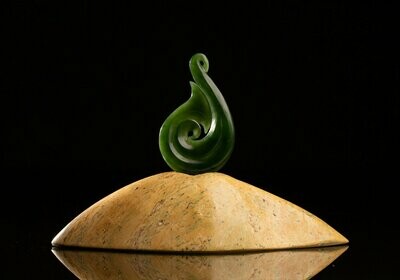 Moko Pounamu Matau NZ Genuine Kawakawa Greenstone - Utuhina