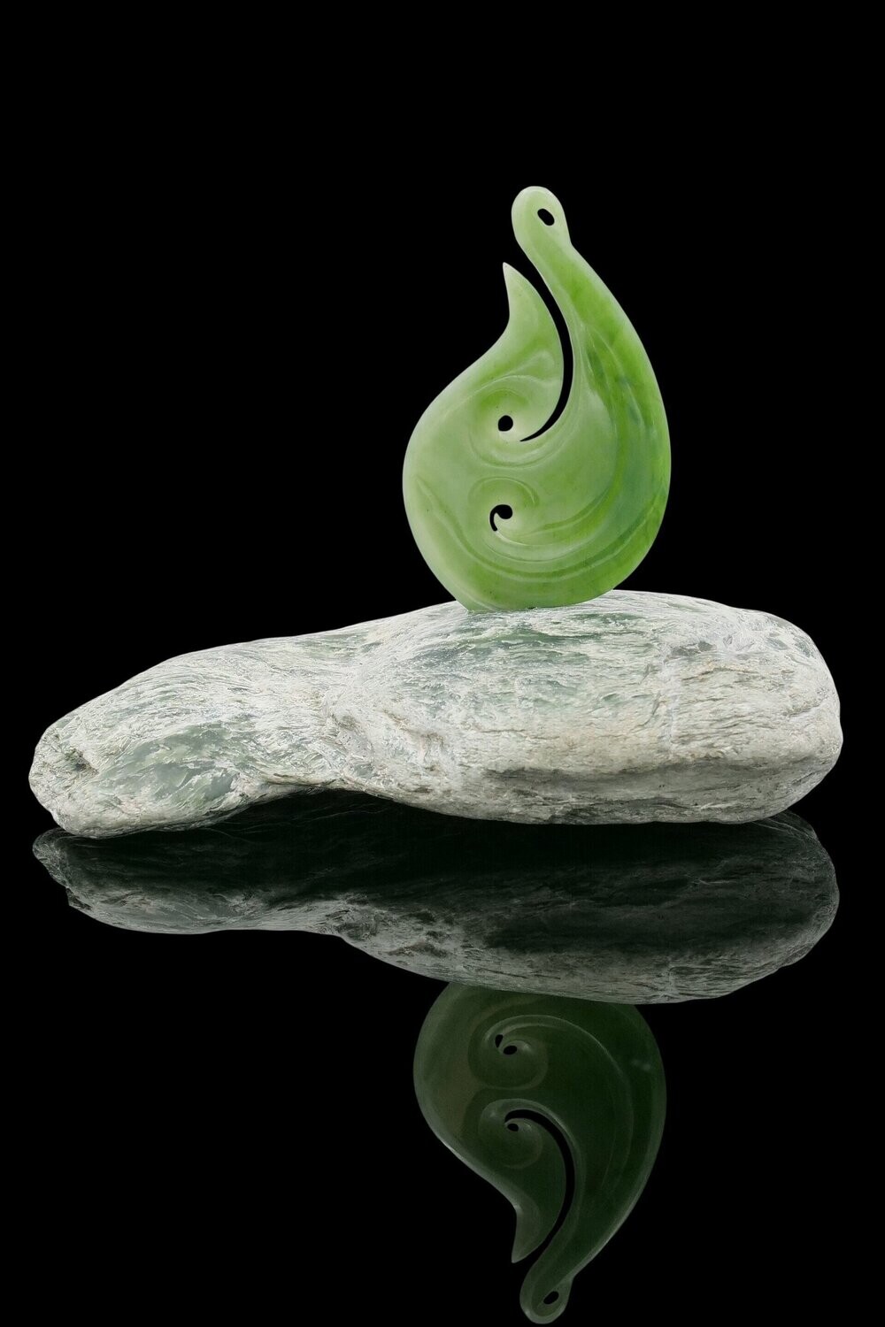 Moko Pounamu Matau NZ Genuine Inanga Greenstone - Taruheru River Moko Pounamu Matau NZ Genuine Inanga Greenstone - Taruheru River