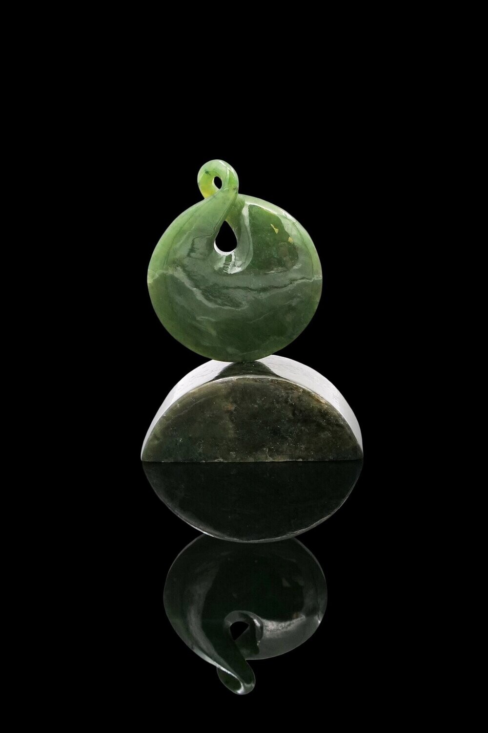 Moko Pounamu Pikorua (Twist) Sculpture NZ Genuine Kawakawa Greenstone 05203