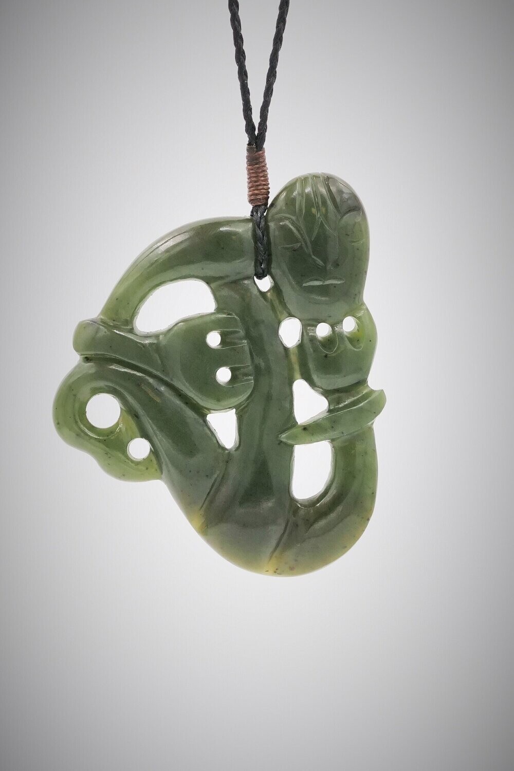 Moko Pounamu Contemporary Hei Tiki NZ Genuine Kawakawa Greenstone - Pariwhero Moko Pounamu Contemporary Hei Tiki NZ Genuine Kawakawa Greenstone - Pariwhero