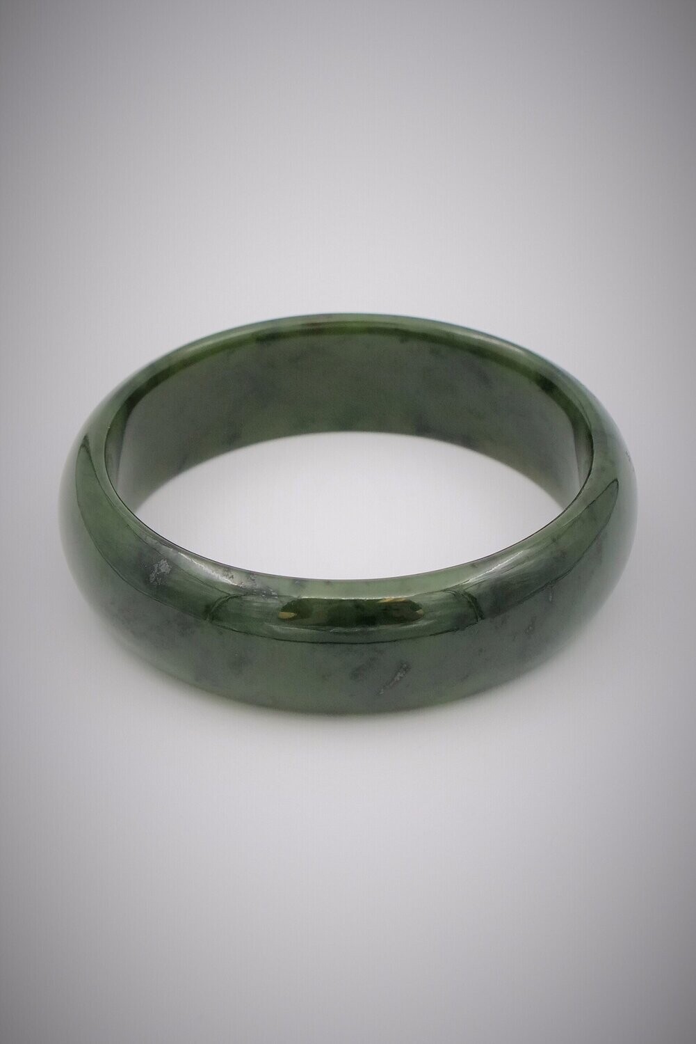Moko Pounamu Solid Bangle NZ Genuine Kawakawa Greenstone - Te Onepu 62.5mm