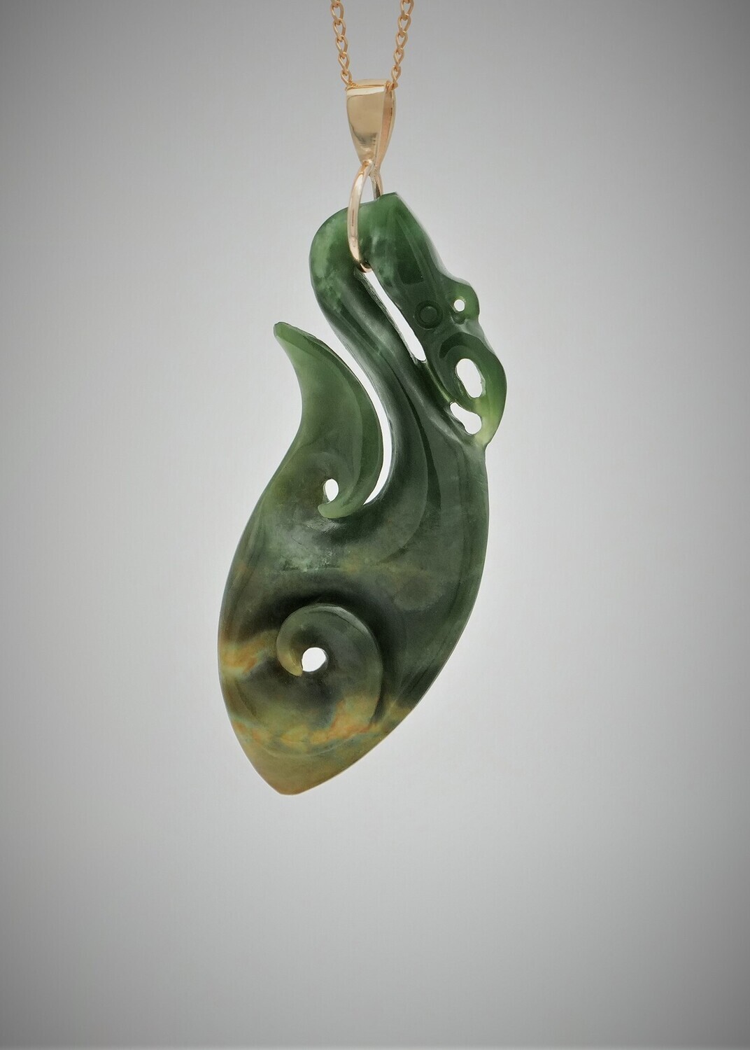 Moko Pounamu Manaia NZ Genuine Marsden Flower Greenstone and 9ct Gold Pendant - Ihumakariri Moko Pounamu Manaia NZ Genuine Marsden Flower Greenstone and 9ct Gold Pendant - Ihumakariri
