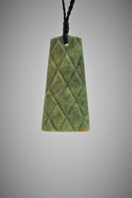 Moko Pounamu Ana Krakosky Kuru NZ Genuine Marsden Flower Greenstone - Kete Pattern Moko Pounamu Ana Krakosky Kuru NZ Genuine Marsden Flower Greenstone - Kete Pattern