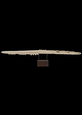 Moko Pounamu Tara Kāniwha (barbed Bird Spear) Genuine Whale Bone Carving - Mawheraiti Moko Pounamu Tara Kāniwha (barbed Bird Spear) Genuine Whale Bone Carving - Mawheraiti