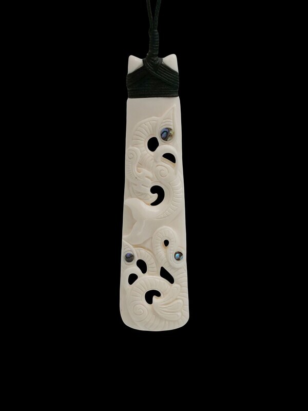 Moko Pounamu Toki Bone Carving AB48 Moko Pounamu Toki Bone Carving AB48