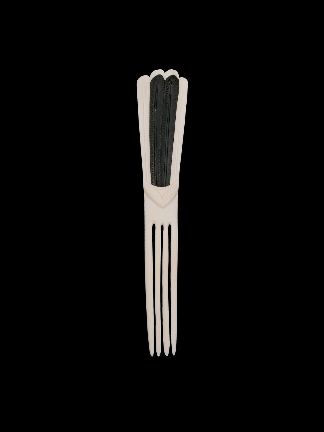 Moko Pounamu Piwakawaka Feather Bone Carving Heru (Comb)