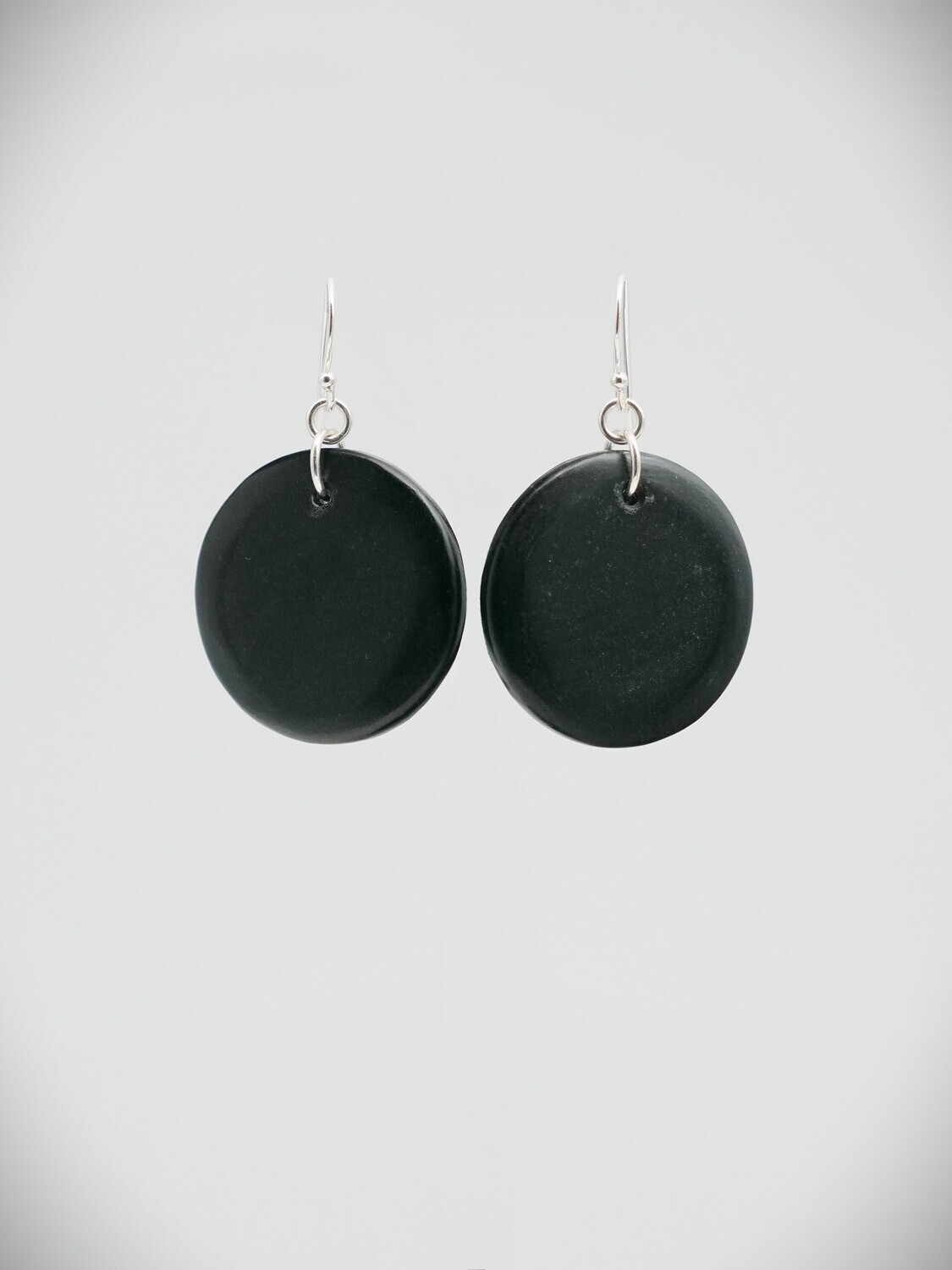 Moko Pounamu, Argillite & Silver Porohita Earrings 09960 Moko Pounamu, Argillite & Silver Porohita Earrings 09960