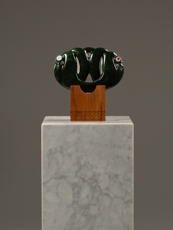 Moko Pounamu Peka Peka NZ Genuine Kawakawa Greenstone - Kakatu Moko Pounamu Peka Peka NZ Genuine Kawakawa Greenstone - Kakatu