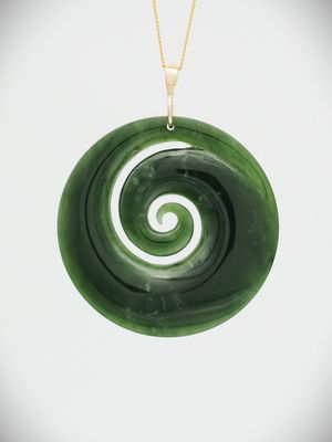 Moko Pounamu Koru NZ Genuine Kawakawa Greenstone & 9ct Gold - Mananui