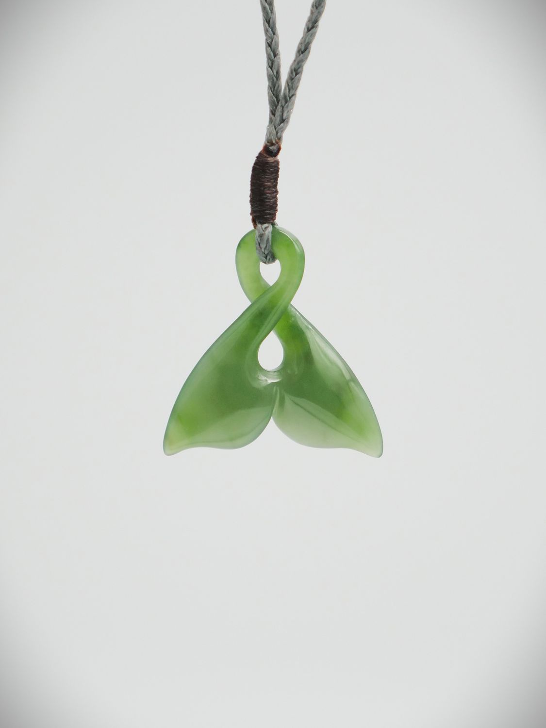 Moko Pounamu Pikorua Whale Tail NZ Genuine Kahurangi Greenstone - Kākahi