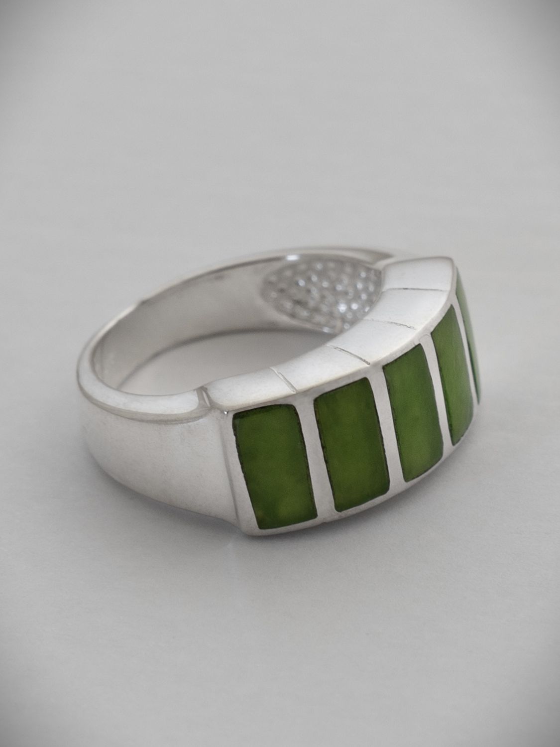 Moko Pounamu Greenstone and Silver Five Stone Ring - Inlay 6J Moko Pounamu Greenstone and Silver Five Stone Ring - Inlay 6J