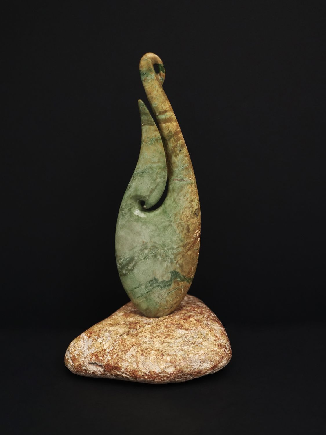 Moko Pounamu Matau (hook) Sculpture NZ Genuine Raukaraka & Kokopu Greenstone - Makarewa Moko Pounamu Matau (hook) Sculpture NZ Genuine Raukaraka & Kokopu Greenstone - Makarewa