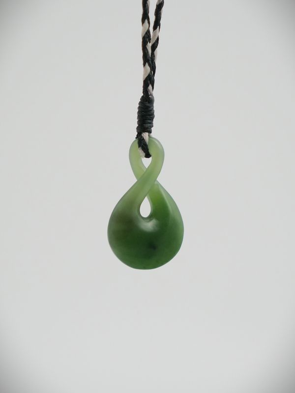 Moko Pounamu Black Ferns Single Pikorua Greenstone - BFST