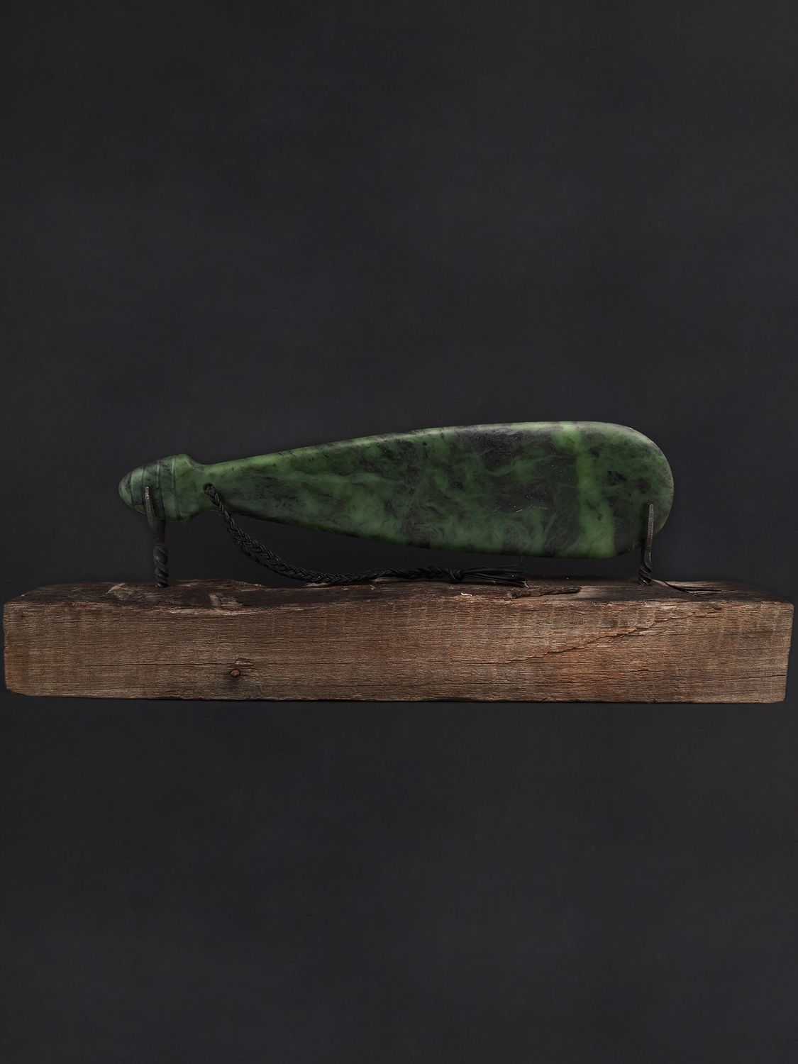 Moko Pounamu Mere NZ Genuine Totoweka Pounamu - Takamatua