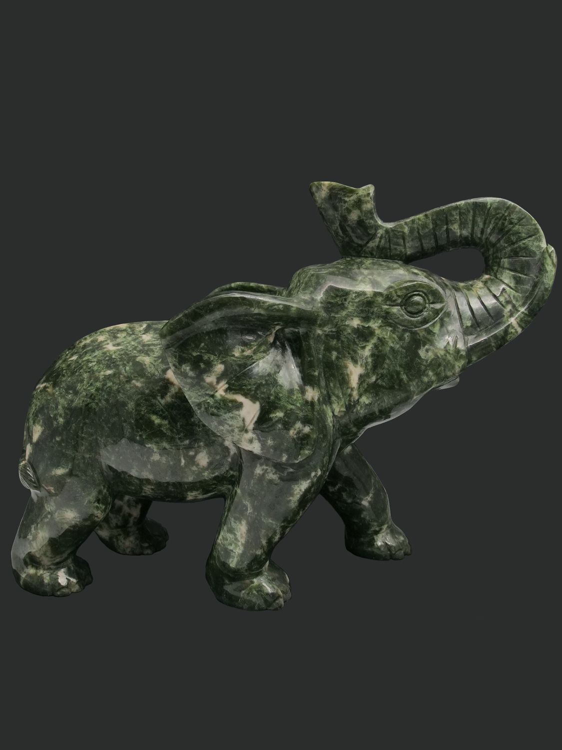 Moko Pounamu African Elephant Sculpture BC Nephrite Jade - Inuit Moko Pounamu African Elephant Sculpture BC Nephrite Jade - Inuit