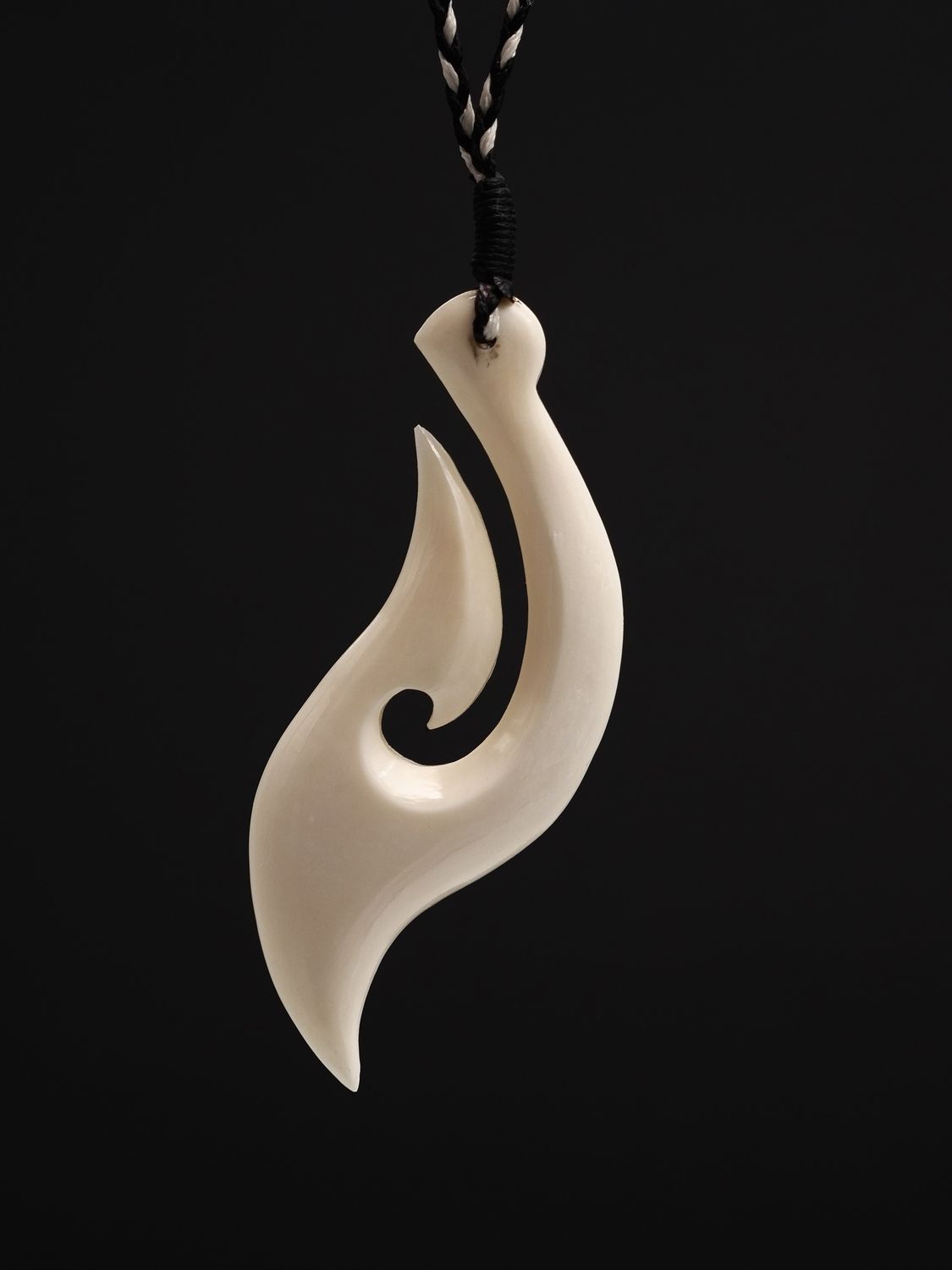 Moko Pounamu All Blacks Bone Carving Hei Matau (Hook) AB2