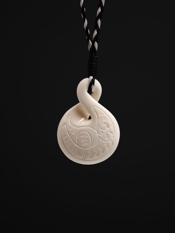 Moko Pounamu Black Ferns Designed Pikorua (Twist) Bone Carving BF51