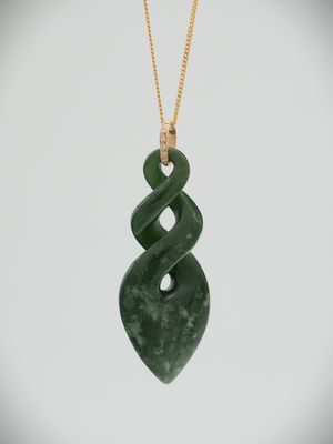 Moko Pounamu Pikorua NZ Genuine Kawakawa Flower Greenstone, 9ct Gold & Diamond Pendant - Mangamaunu Moko Pounamu Pikorua NZ Genuine Kawakawa Flower Greenstone, 9ct Gold & Diamond Pendant - Mangamaunu