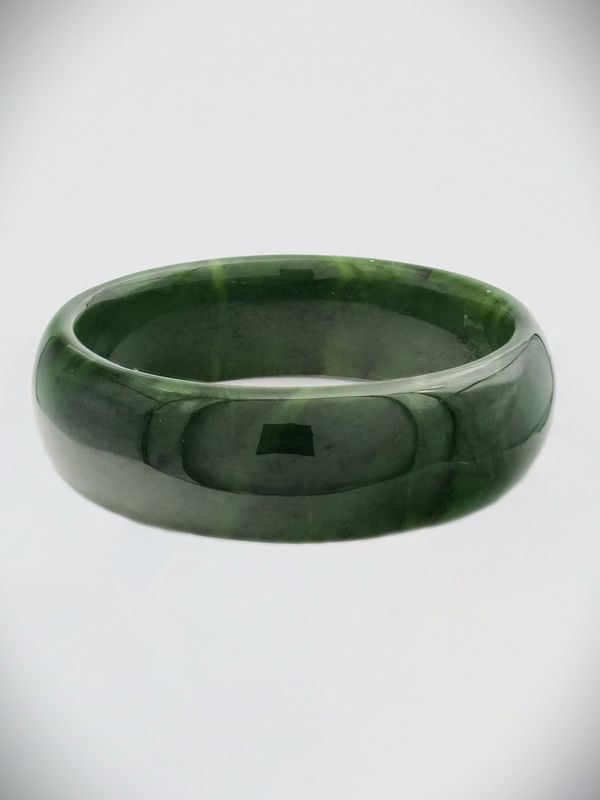 Moko Pounamu Solid Bangle NZ Genuine Kahurangi Greenstone - Wainamu 61mm