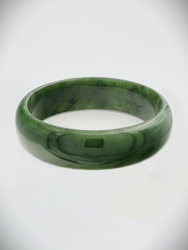 Moko Pounamu Solid Bangle NZ Genuine Kahurangi Greenstone - Karekare 62mm