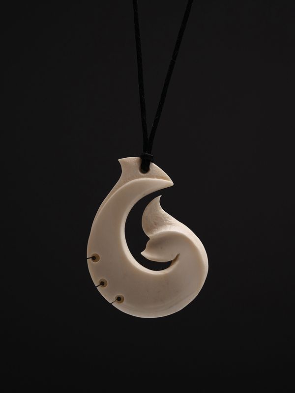 Moko Pounamu Hei Matau (Hook) Bone Carving - Hikoikoi Moko Pounamu Hei Matau (Hook) Bone Carving - Hikoikoi