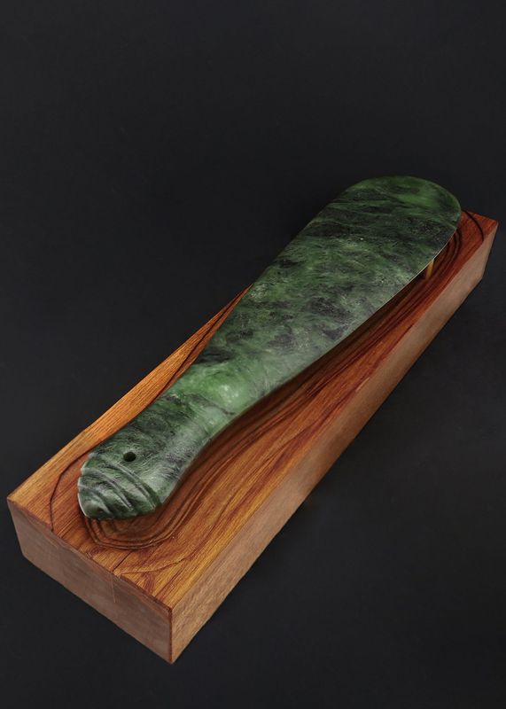 Moko Pounamu Mere NZ Genuine Totoweka Greenstone - Waipoua Moko Pounamu Mere NZ Genuine Totoweka Greenstone - Waipoua