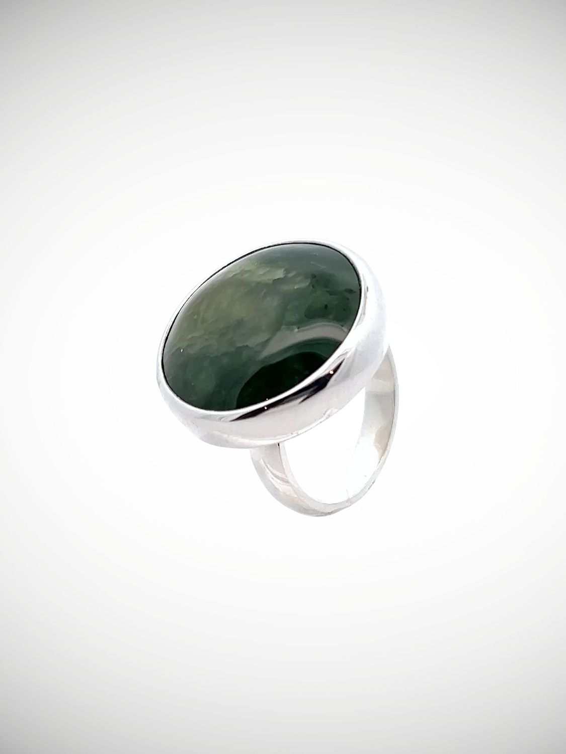 Moko Pounamu Jewellery NZ Genuine Kawakawa Flower Pounamu & Sterling Silver Ring - Tokata Moko Pounamu Jewellery NZ Genuine Kawakawa Flower Pounamu & Sterling Silver Ring - Tokata