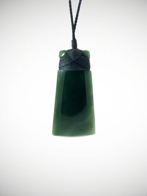 Moko Pounamu Toki NZ Genuine Kawakawa Greenstone - Takaka Moko Pounamu Toki NZ Genuine Kawakawa Greenstone - Takaka