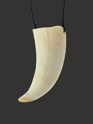 Moko Pounamu Rei Puta Genuine Whale Tooth - Otuwhata Moko Pounamu Rei Puta Genuine Whale Tooth - Otuwhata