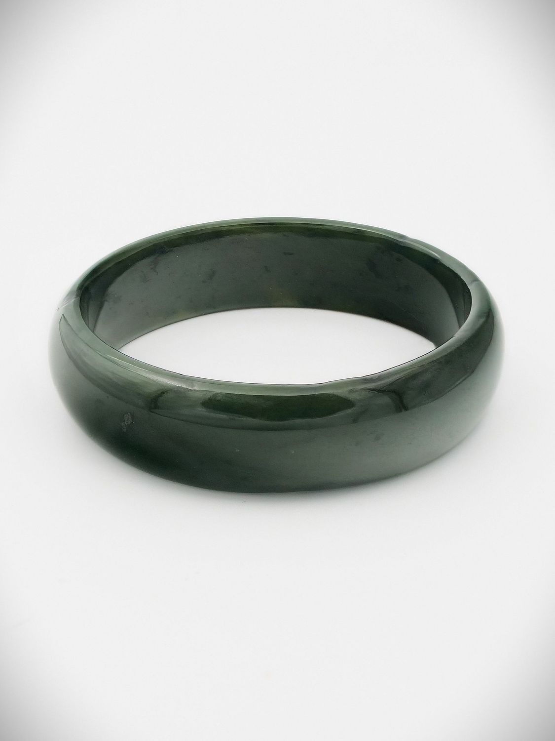 Moko Pounamu Solid Bangle NZ Genuine Kawakawa Greenstone - Tokomaru