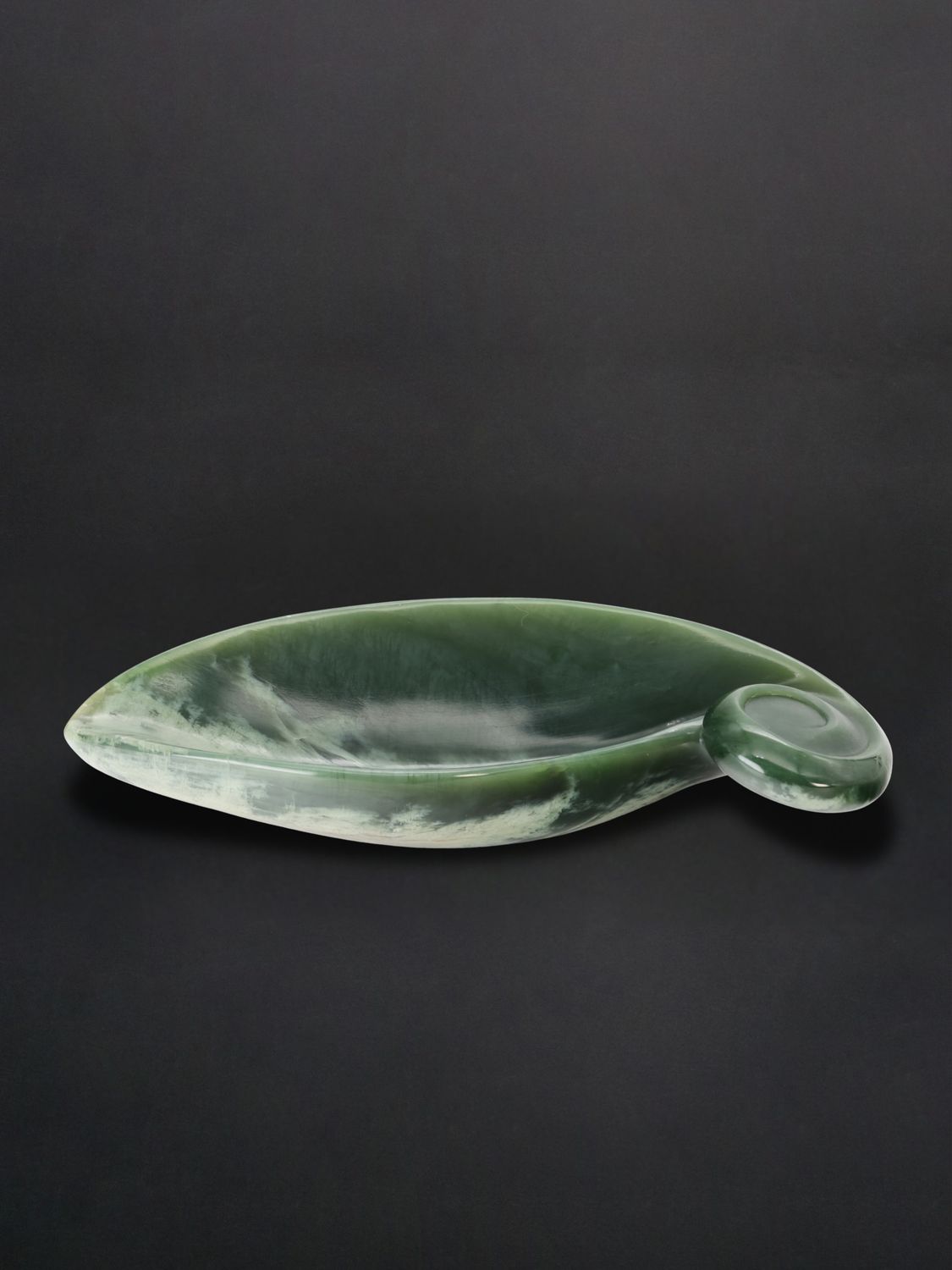 Moko Pounamu Pupu-Rangi Bowl Genuine NZ Kawakawa Flower Greenstone - Te Haroto Moko Pounamu Pupu-Rangi Bowl Genuine NZ Kawakawa Flower Greenstone - Te Haroto