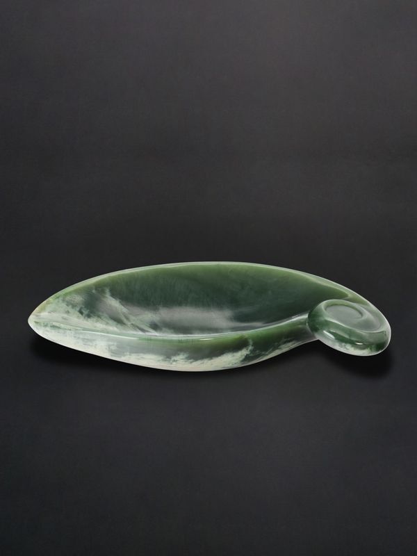 Moko Pounamu Pupu-Rangi Bowl Genuine NZ Kawakawa Flower Greenstone - Te Haroto Moko Pounamu Pupu-Rangi Bowl Genuine NZ Kawakawa Flower Greenstone - Te Haroto