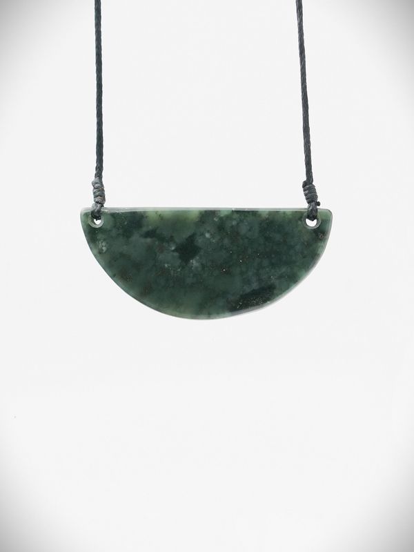 Moko Pounamu Kouma (Breastplate) NZ Genuine Hapopo Greenstone - Rerewhakaaitu