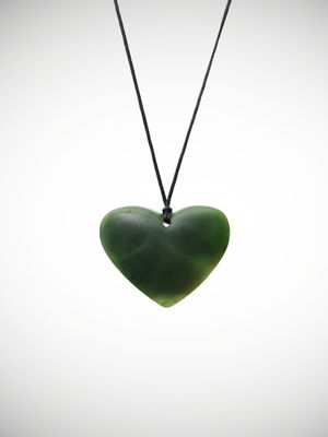 Moko Pounamu Manawa (Heart) Genuine NZ Kawakawa Greenstone - Kiwinui