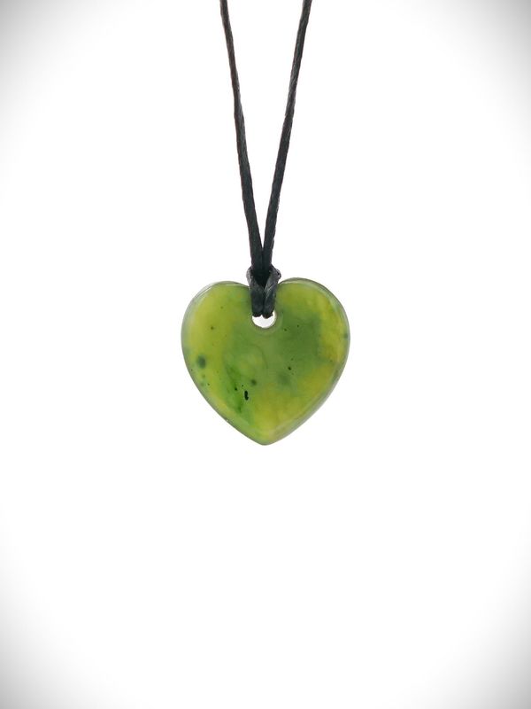 Moko Pounamu Pepi Manawa (Heart) NZ Genuine Kahurangi Greenstone