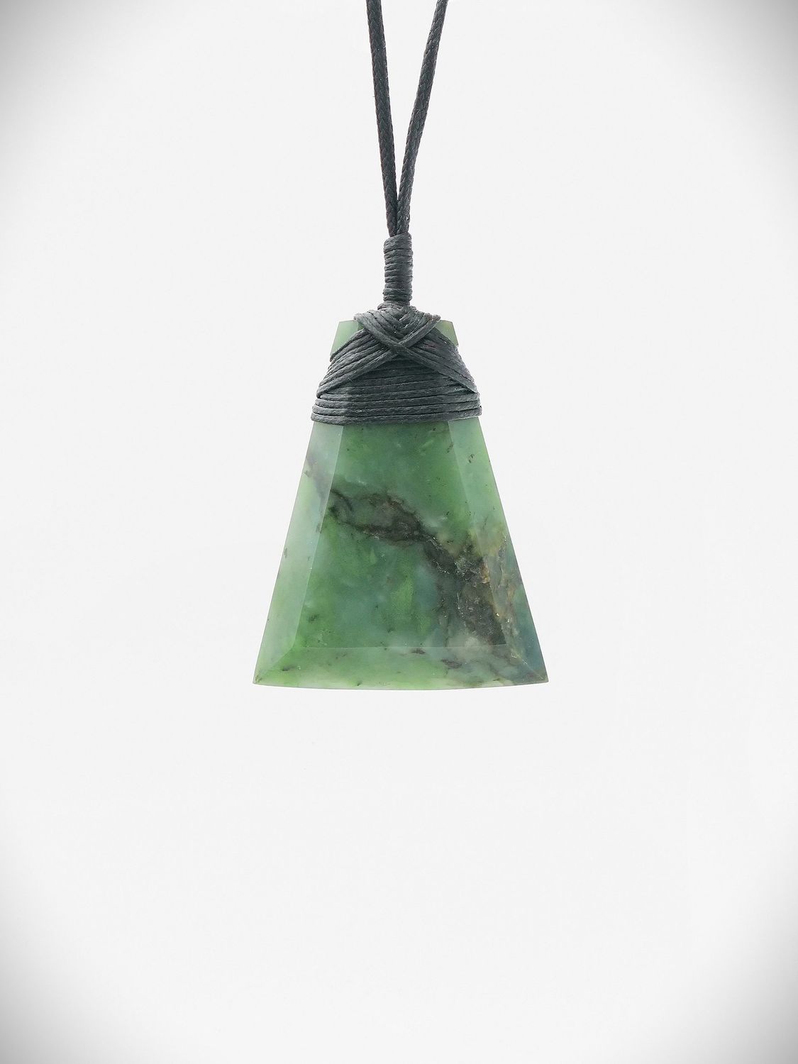 Moko Pounamu Toki NZ Genuine Hapopo Greenstone - Rerewhakaaitu
