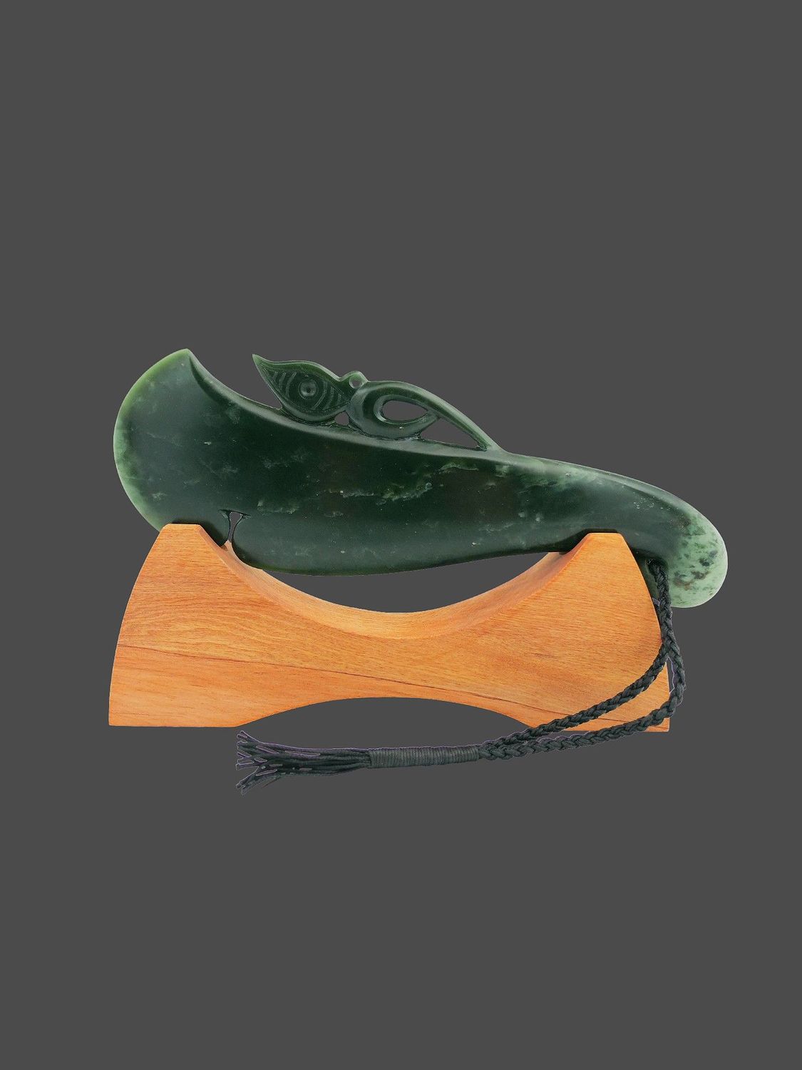 Moko Pounamu Wahaika Sculpture NZ Genuine Kawakawa Flower Greenstone - Motunui Moko Pounamu Wahaika Sculpture NZ Genuine Kawakawa Flower Greenstone - Motunui