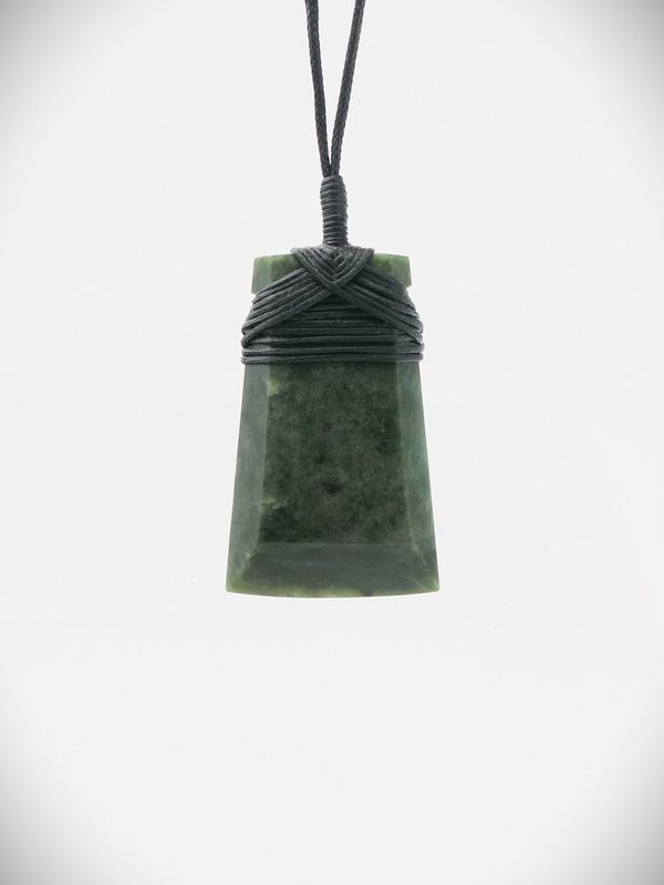 Moko Pounamu Toki NZ Genuine Hapopo Greenstone - Waipuna