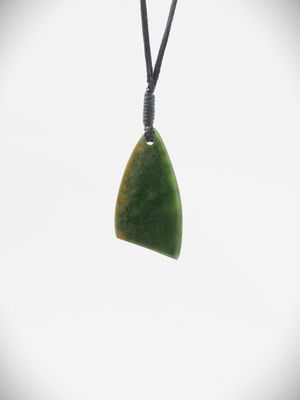 Moko Pounamu Kuru Drop NZ Genuine Kawakawa Flower Greenstone - Te Kao