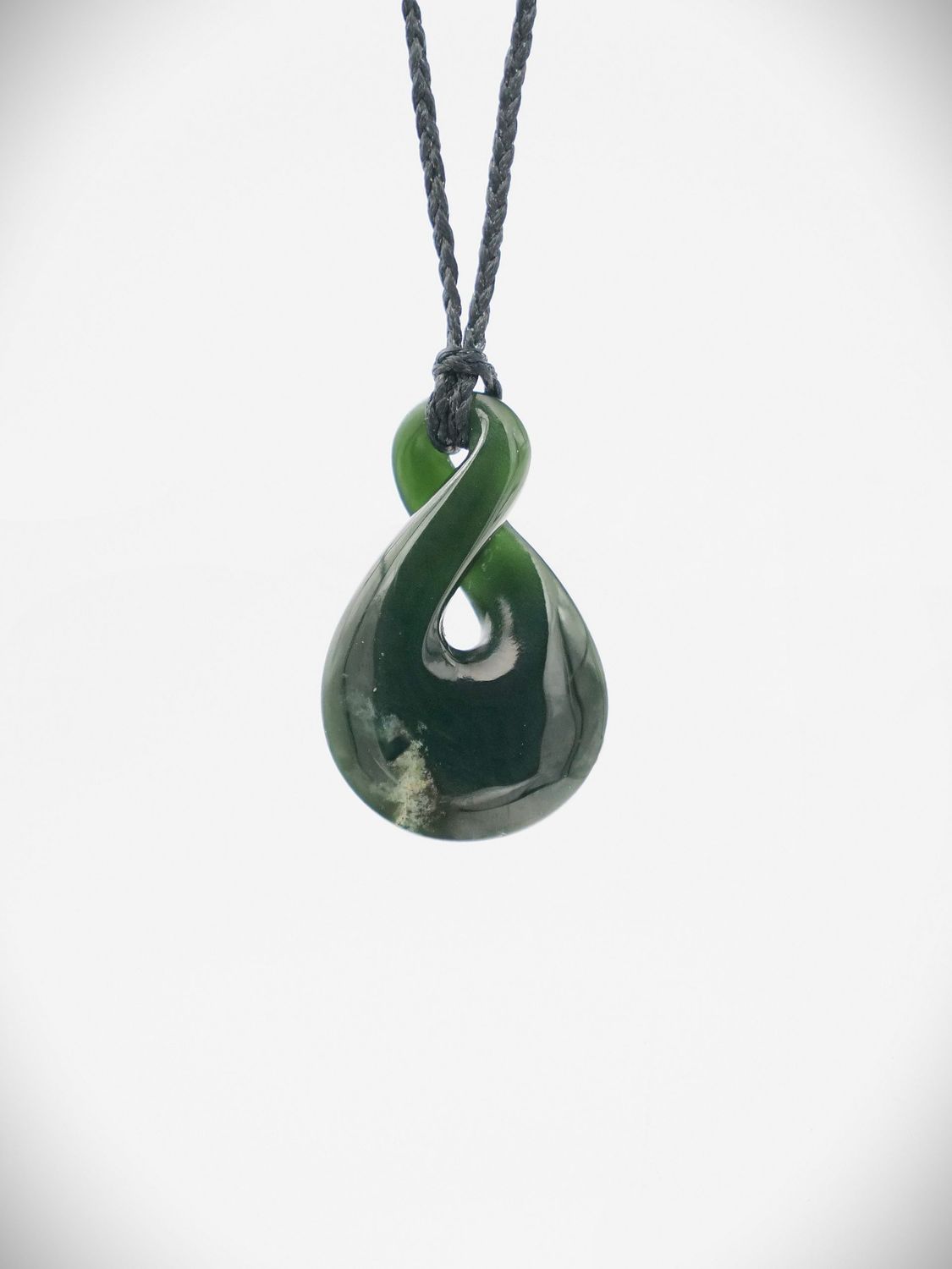 Moko Pounamu Pikorua (Twist) Genuine NZ Kawakawa Flower Greenstone - Peria