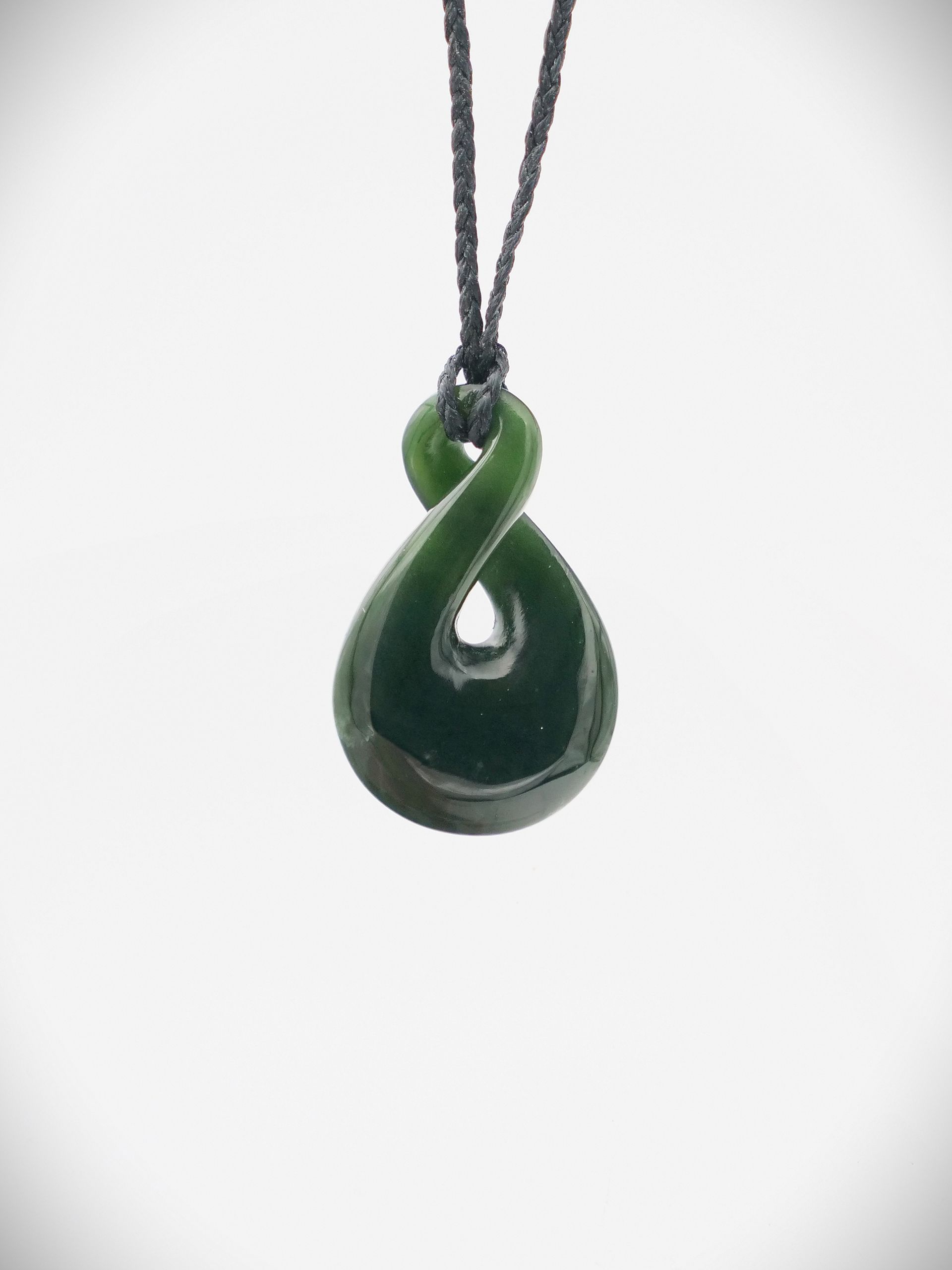 Moko Pounamu Pikorua (Twist) Genuine NZ Kawakawa Flower Greenstone - Peria