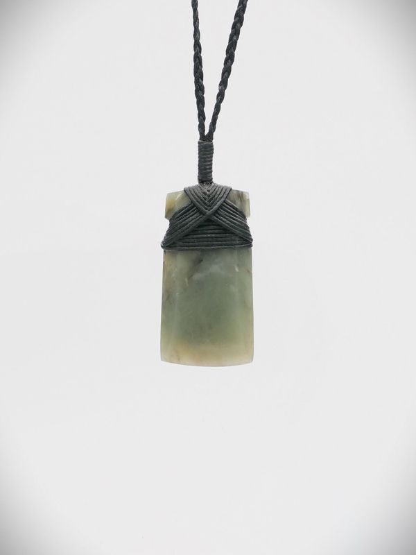 Moko Pounamu Toki Genuine NZ Inanga Greenstone - Te Hapua