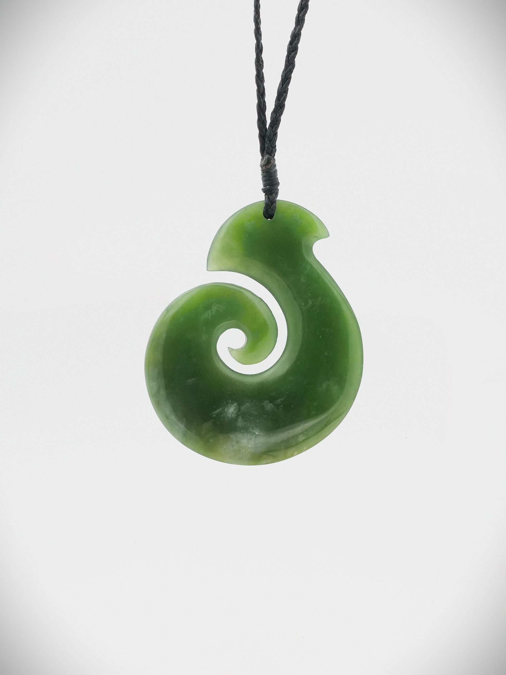 Moko Pounamu Hei Matau (Hook) NZ Genuine Kahotea Greenstone - Paekakariki