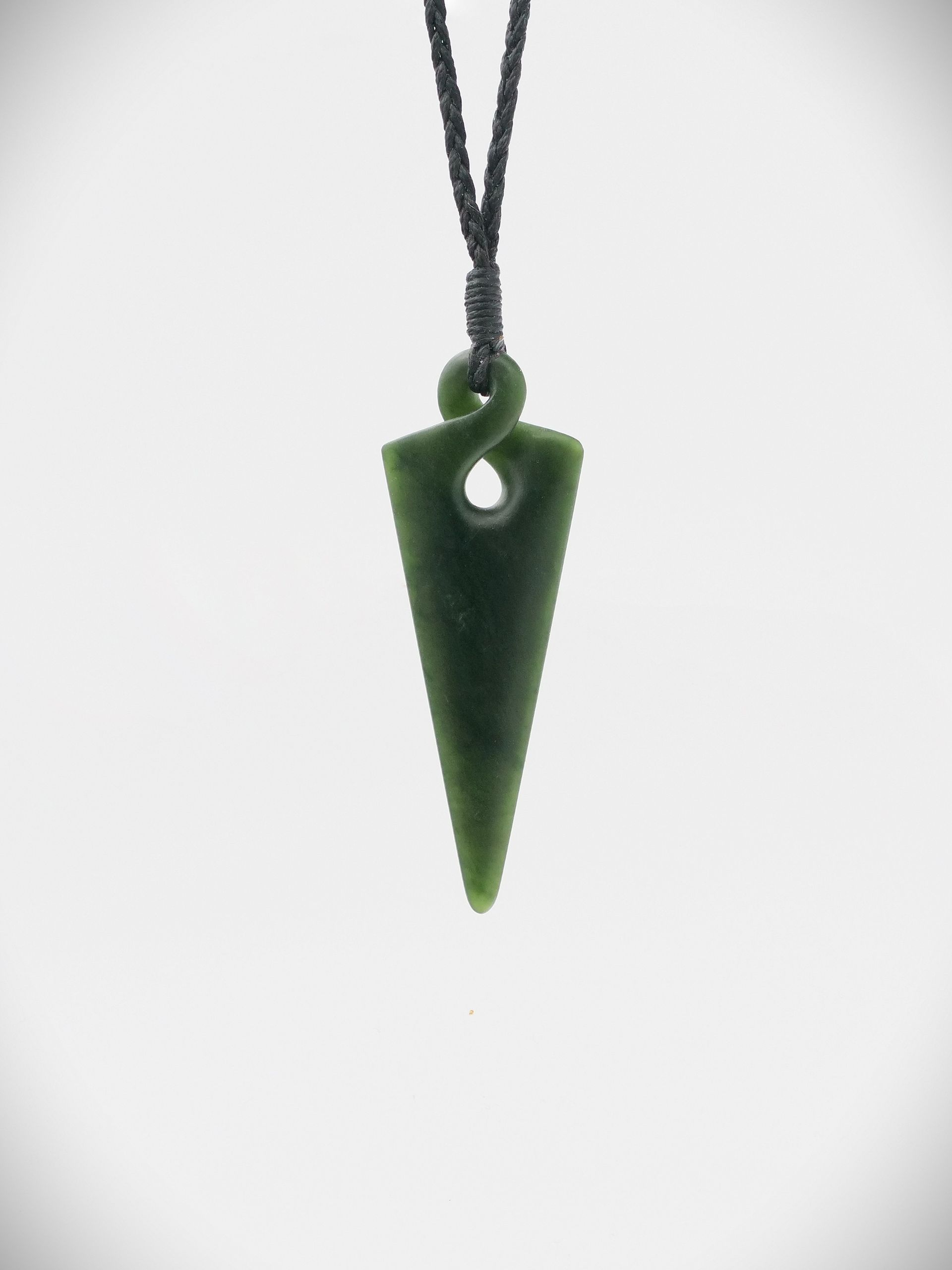 Moko Pounamu Single Pikorua (Single Twist) NZ Genuine Kawakawa Greenstone - Tumunui