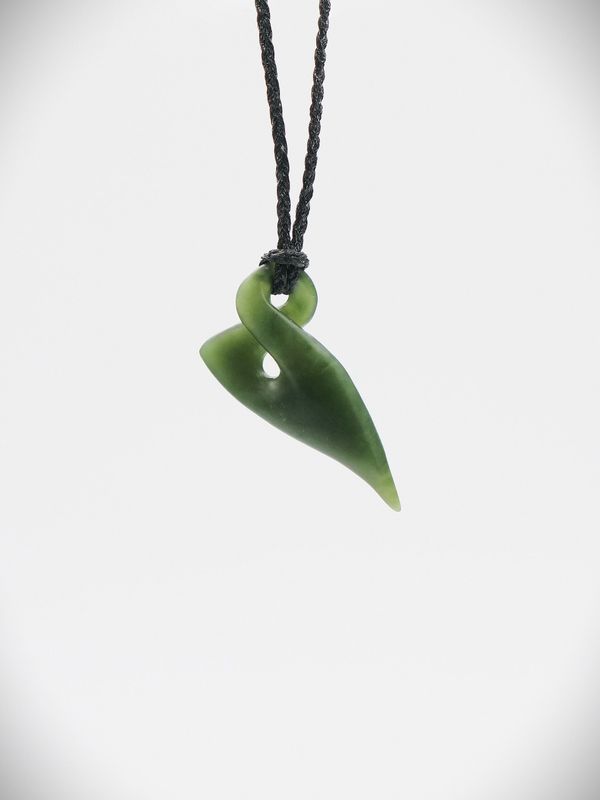 Moko Pounamu Single Pikorua (Twist) NZ Genuine Kawakawa Greenstone - Otumoetai
