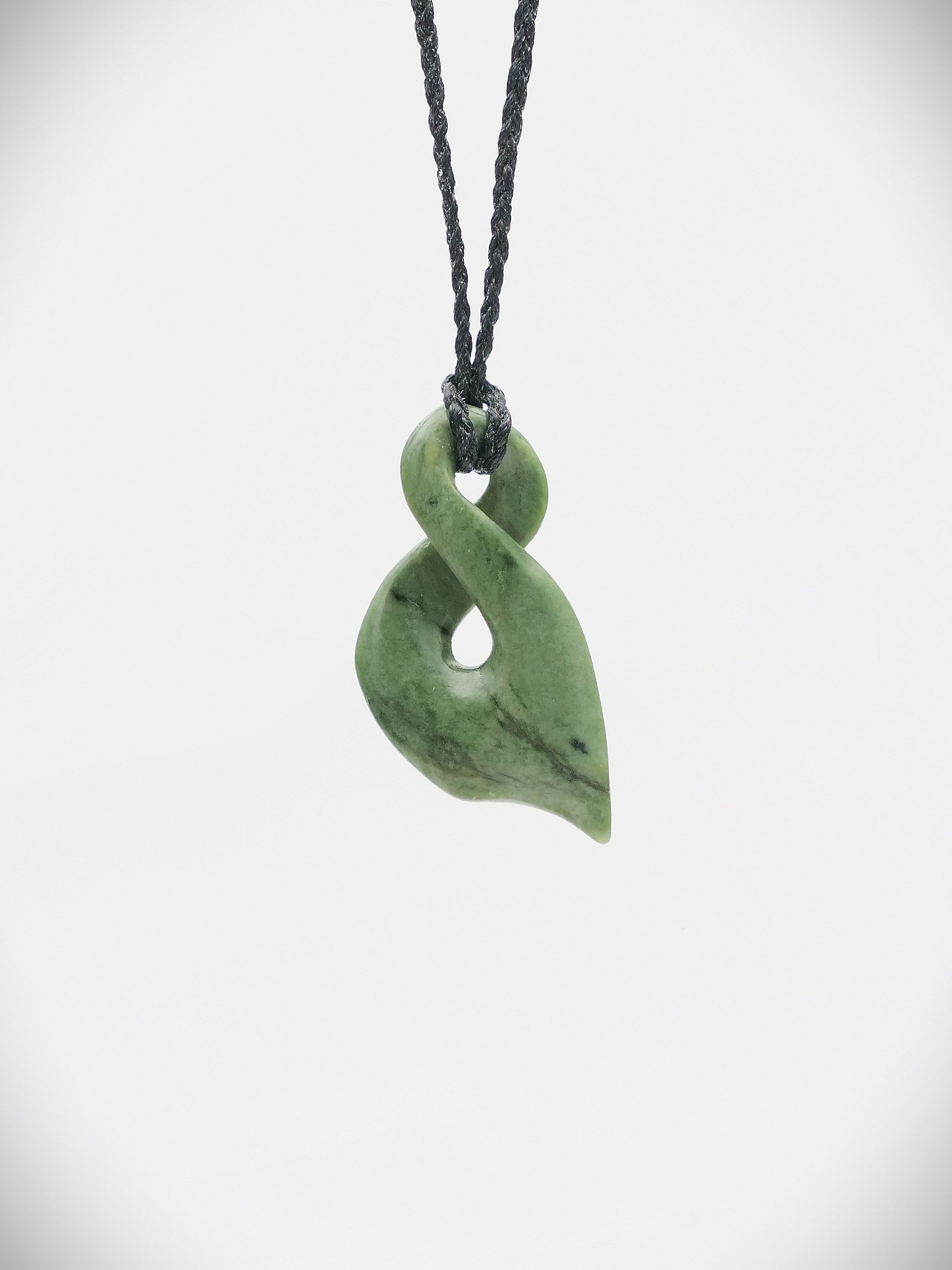 Moko Pounamu Single Pikorua (Twist) Genuine NZ Auhunga Greenstone - Arataki