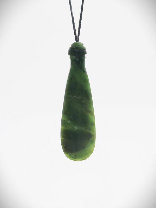 Moko Pounamu Hei Mere NZ Genuine Kawakawa Greenstone - Tapapa