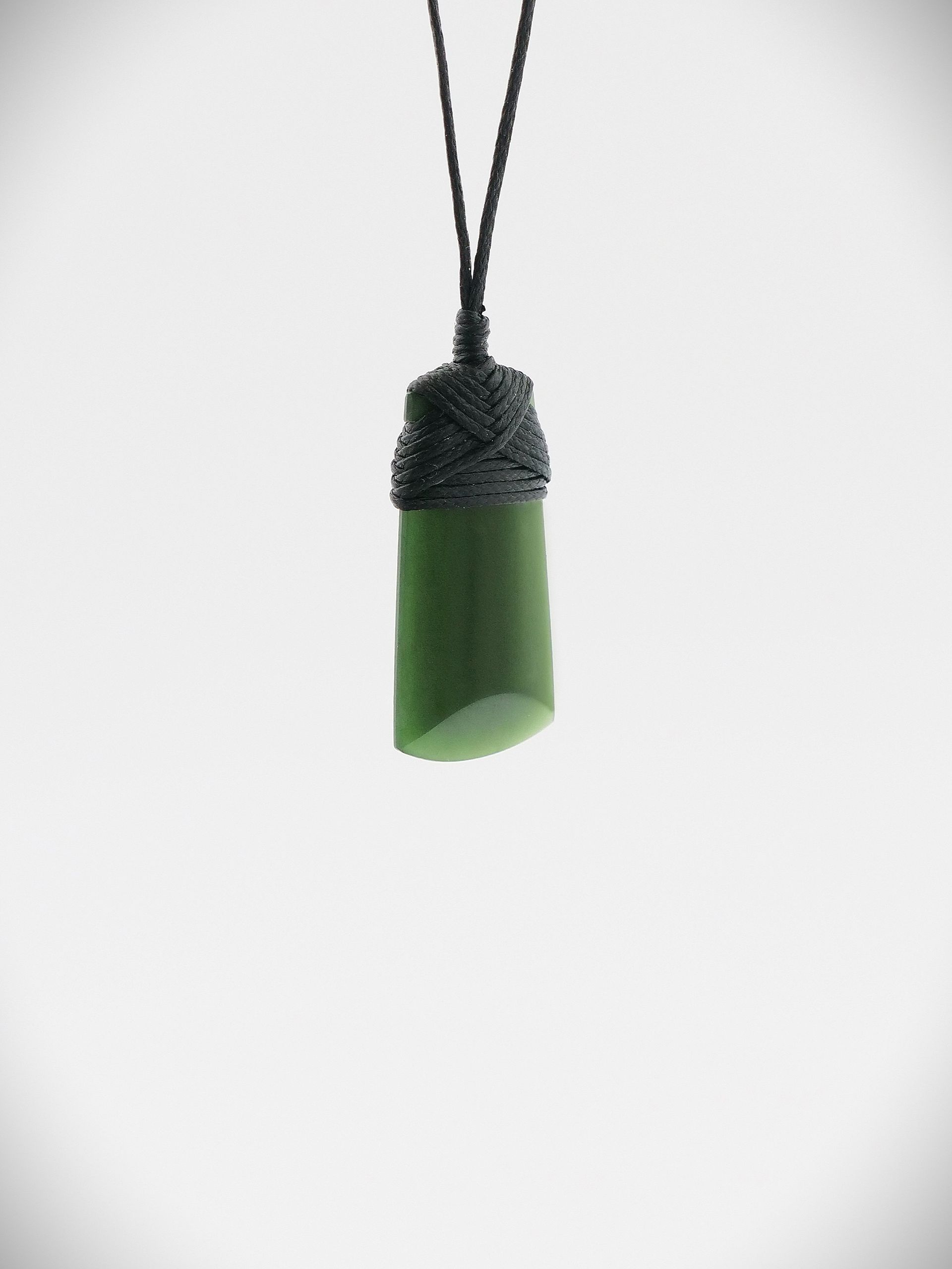 Moko Pounamu Toki Genuine NZ Kawakawa Greenstone - Tahawai