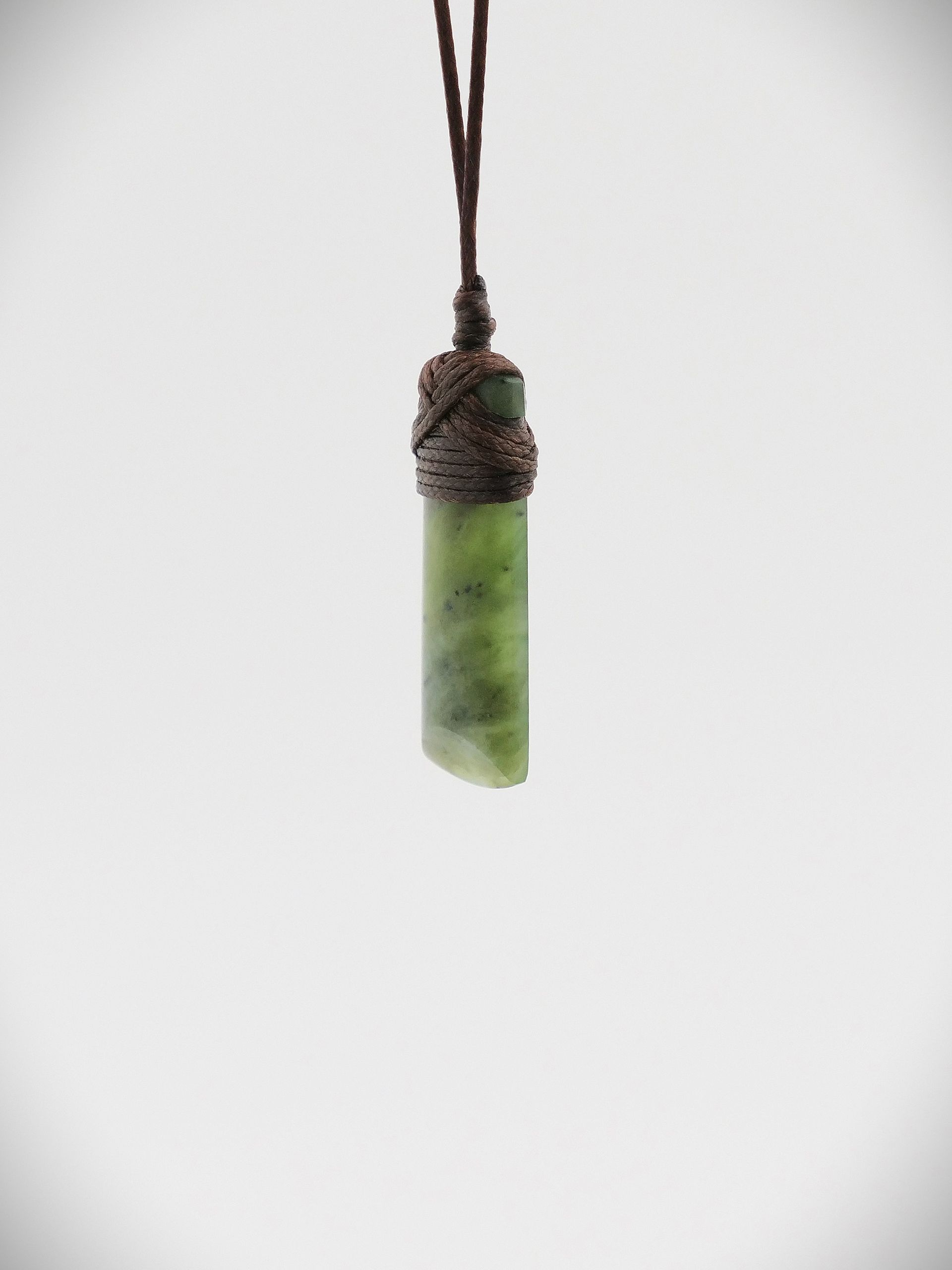 Moko Pounamu Toki Genuine NZ Kahotea Greenstone - Whitikahu