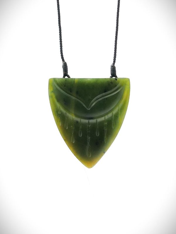 Moko Pounamu Kouma (Breastplate) NZ Genuine Kawakawa Greenstone - Kuratau